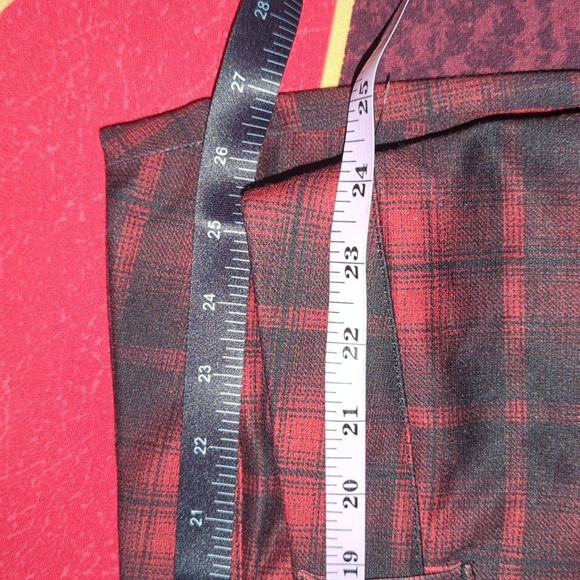Maurices Plaid Skirt 4x - Picture 9 of 9